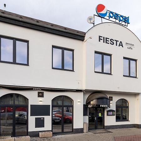Penzion Fiesta Простеёв Экстерьер фото
